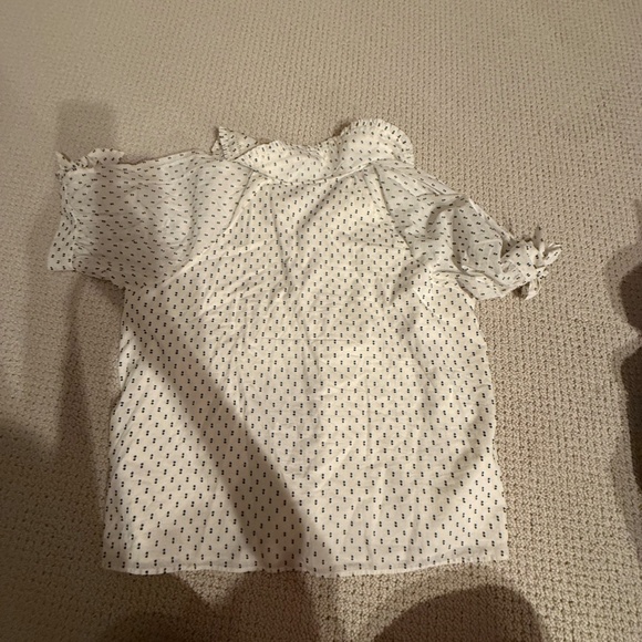 LC Lauren Conrad shortsleeeve blouse - Picture 5 of 6